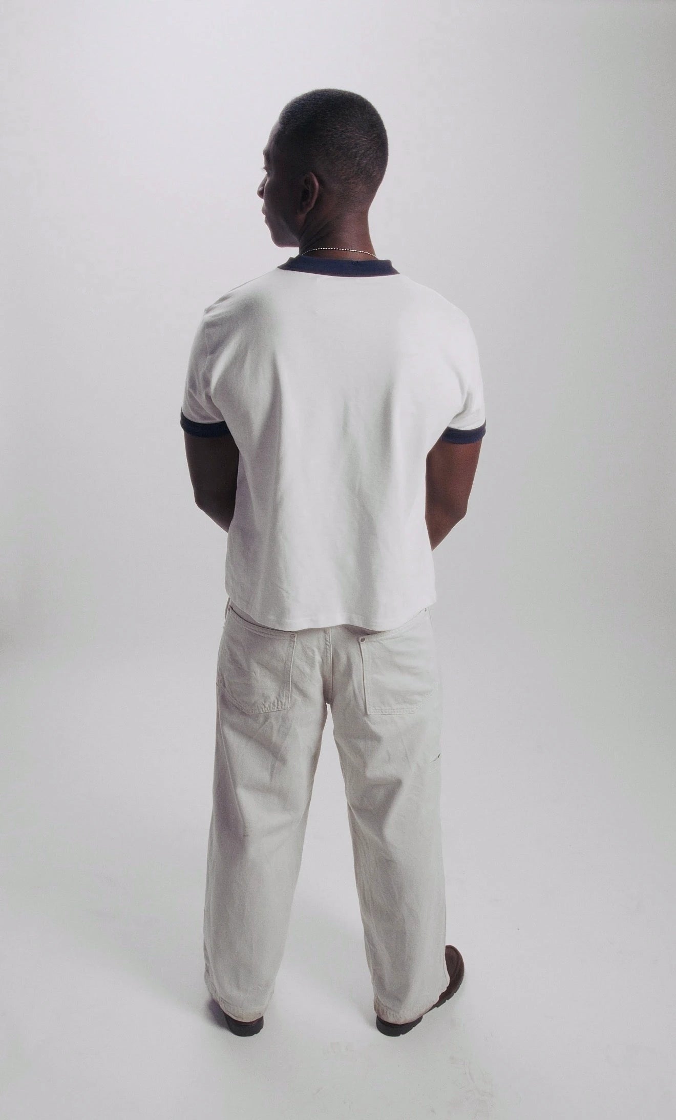 Dust Tee